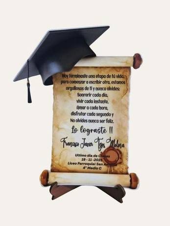 Pergamino de Graduación en Acrílico con Atril