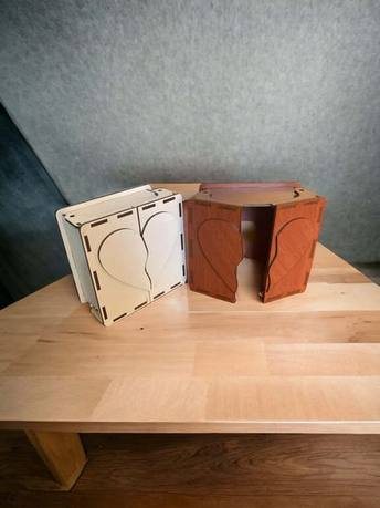 Caja Corazón con Mecanismo de Apertura