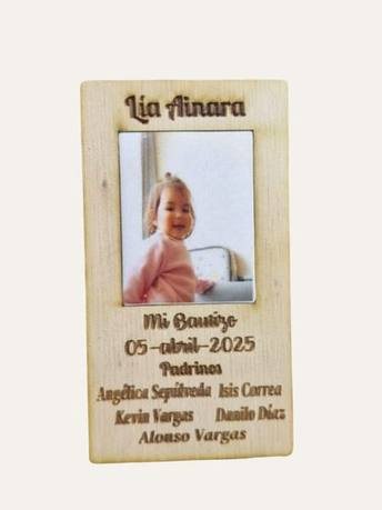 Imán Portafoto en Madera (10x5.5 cm)